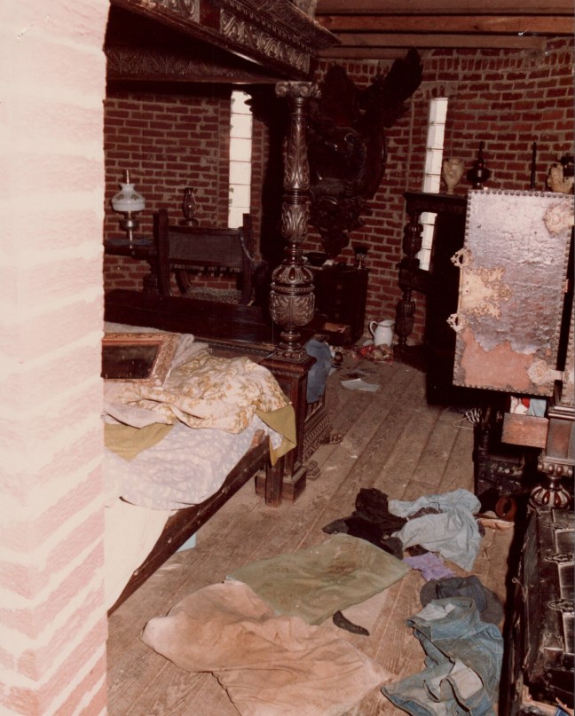 corpsewoodcrimescene01